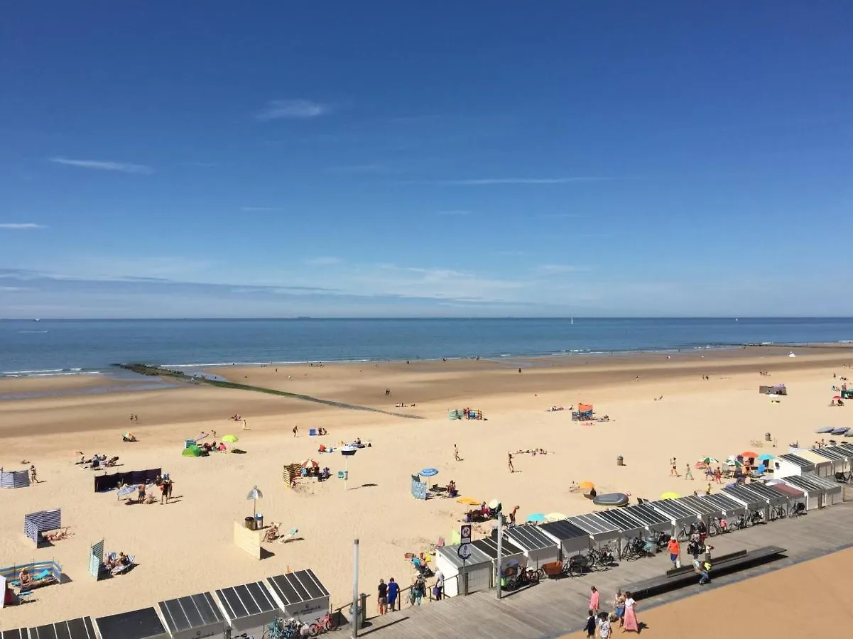 Poire Et Table Oostende 2 Marana Belgie